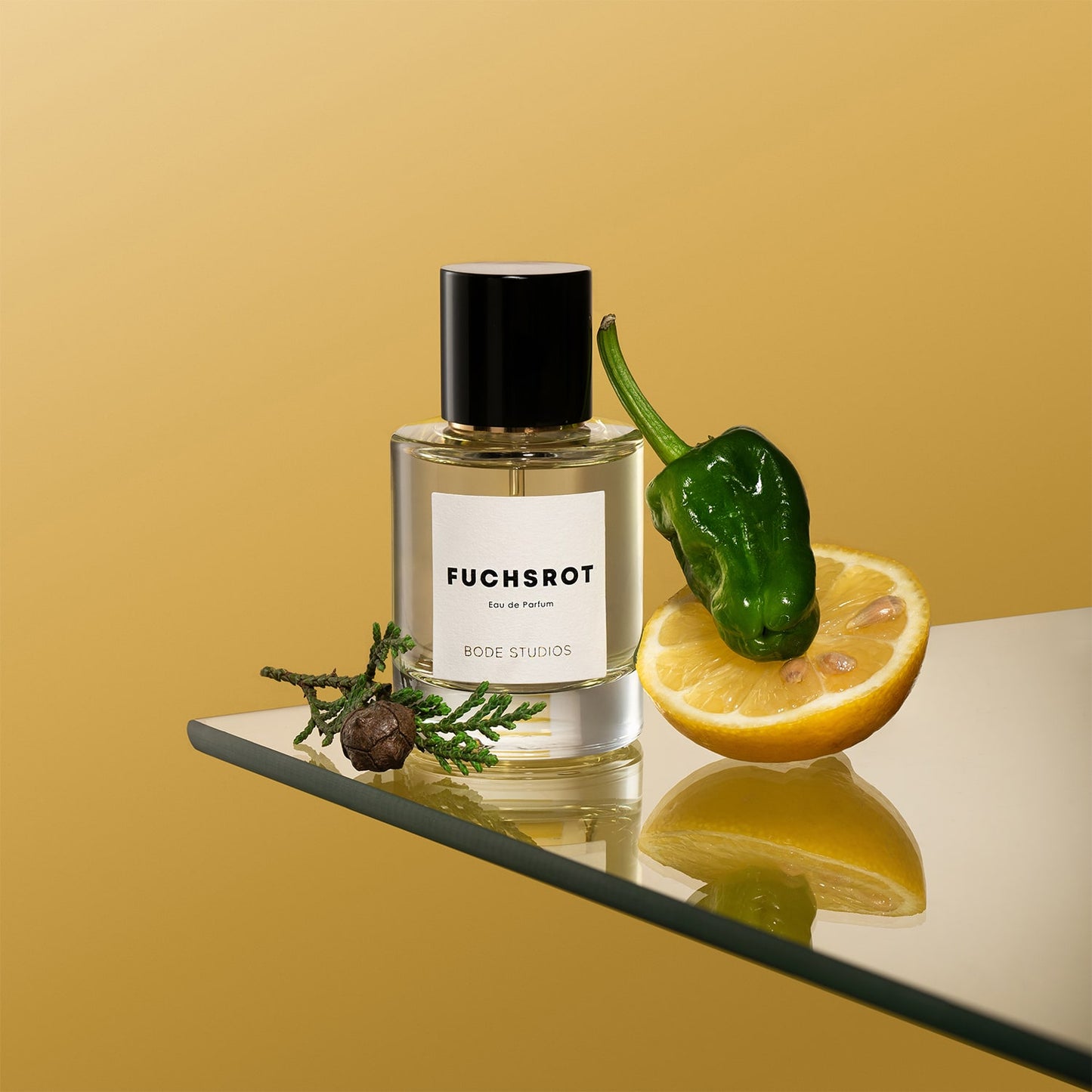 fuchsrot perfume bottle